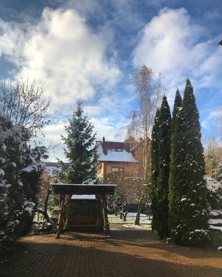 Lileya Hotel Polyana  Exterior photo